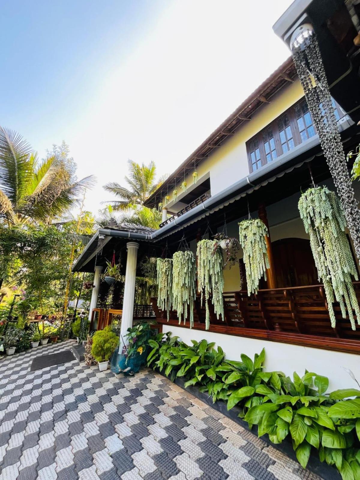 Lush Acres Vila Thekkady Exterior foto