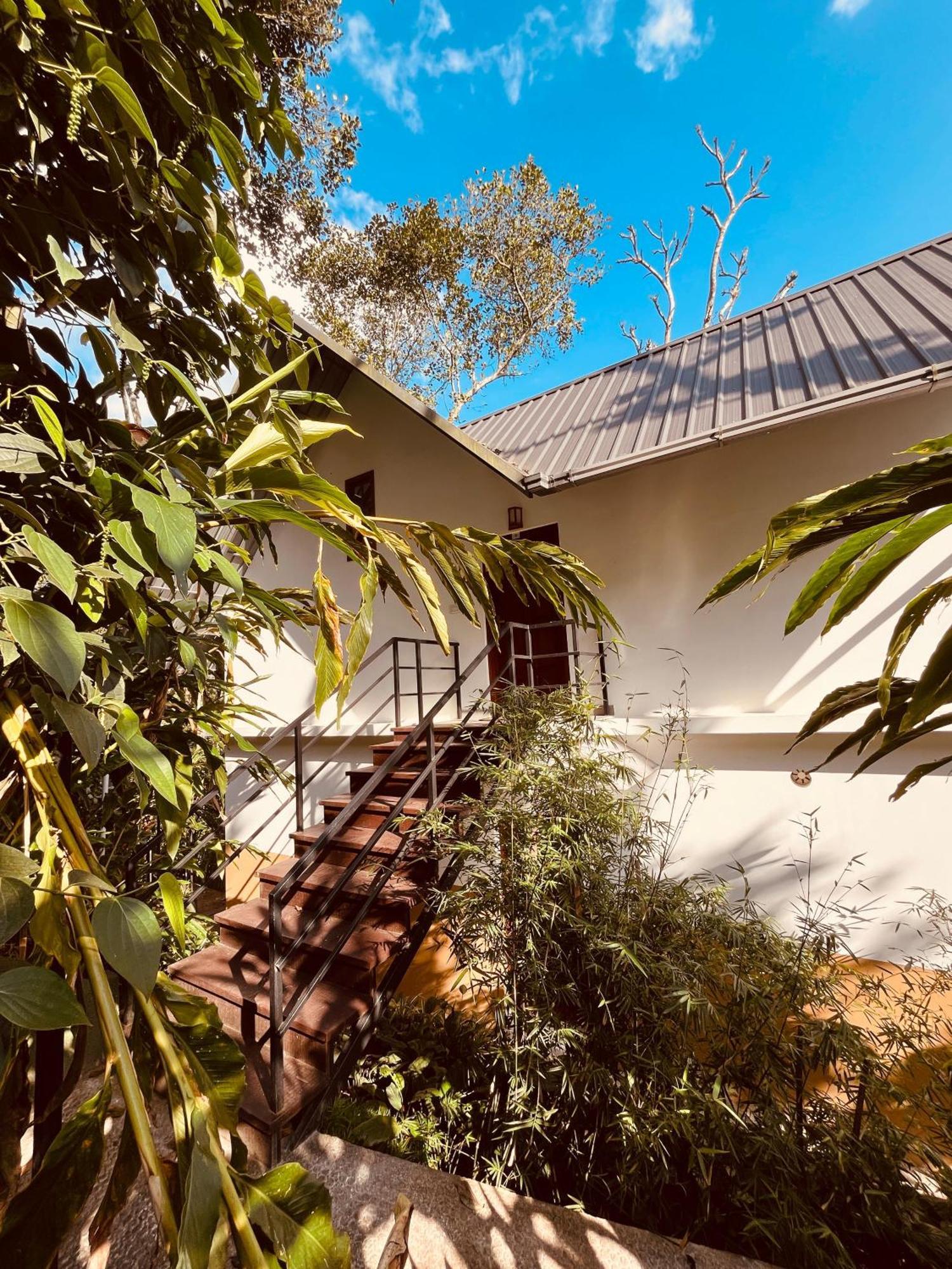 Lush Acres Vila Thekkady Exterior foto