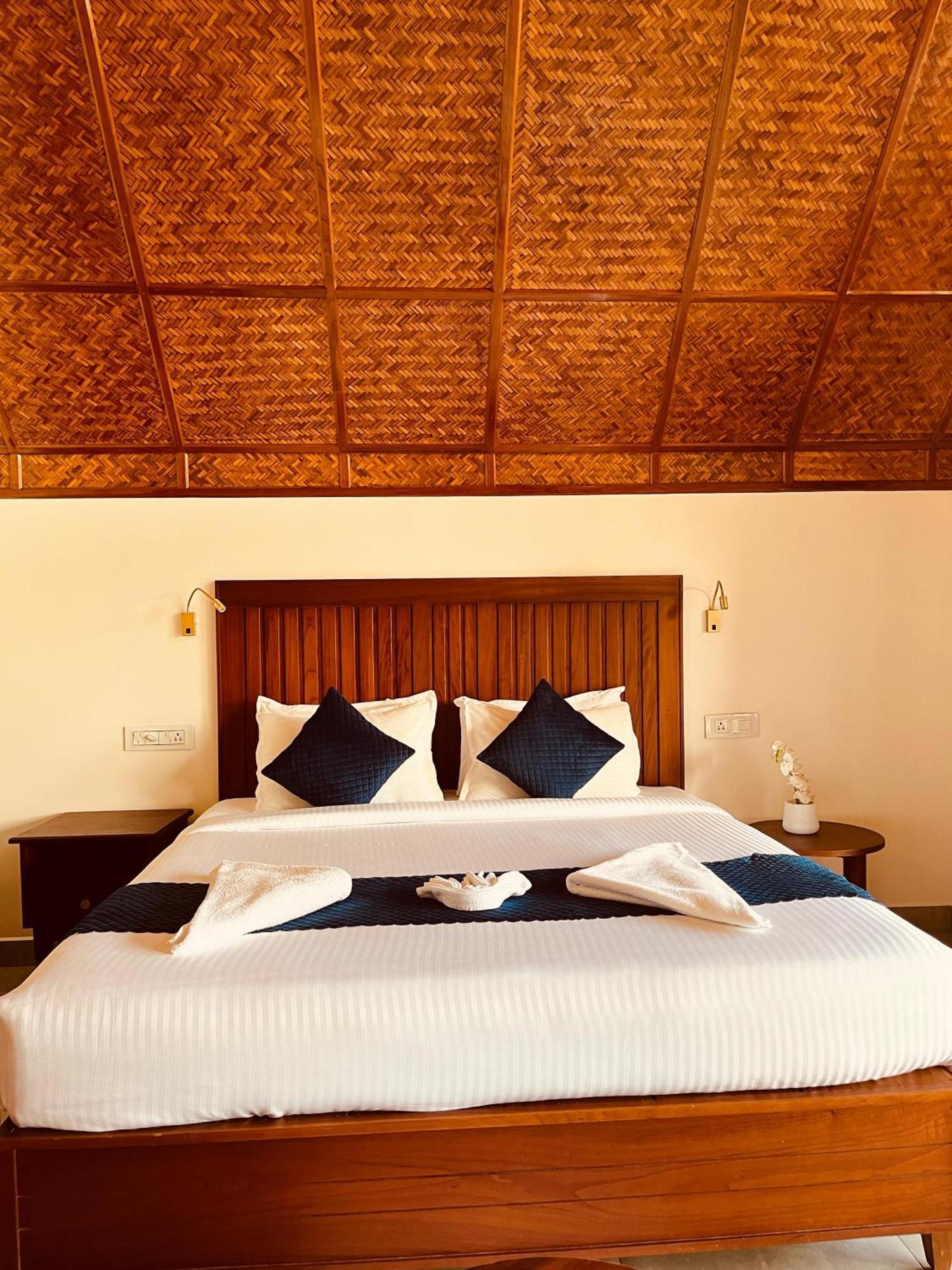 Lush Acres Vila Thekkady Exterior foto